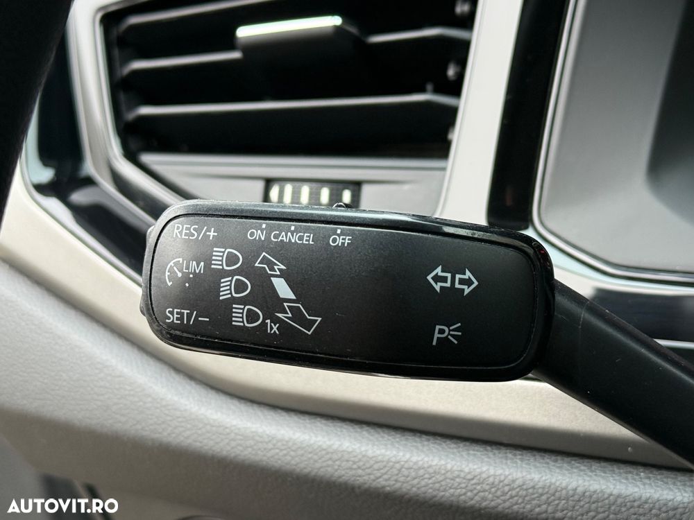 Volkswagen Polo 1.6 TDI Comfortline - 8