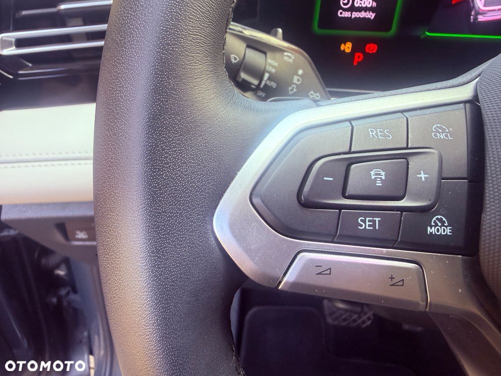 Volkswagen Tiguan 1.5 eTSI Elegance DSG - 33