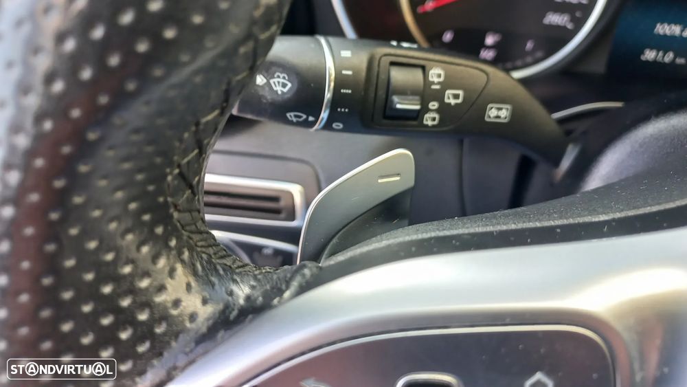 Mercedes-Benz C 300 de AMG Line - 16