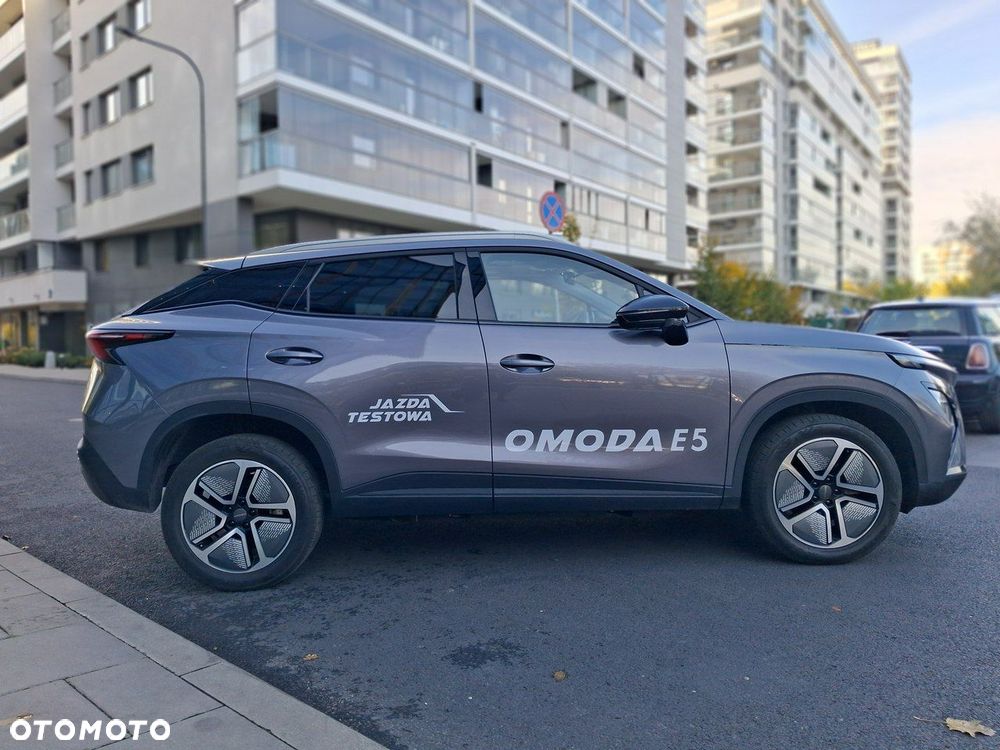 Omoda E5 - 8