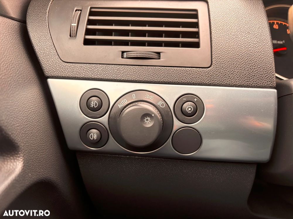 Opel Astra 1.8 Automatik Cosmo - 19