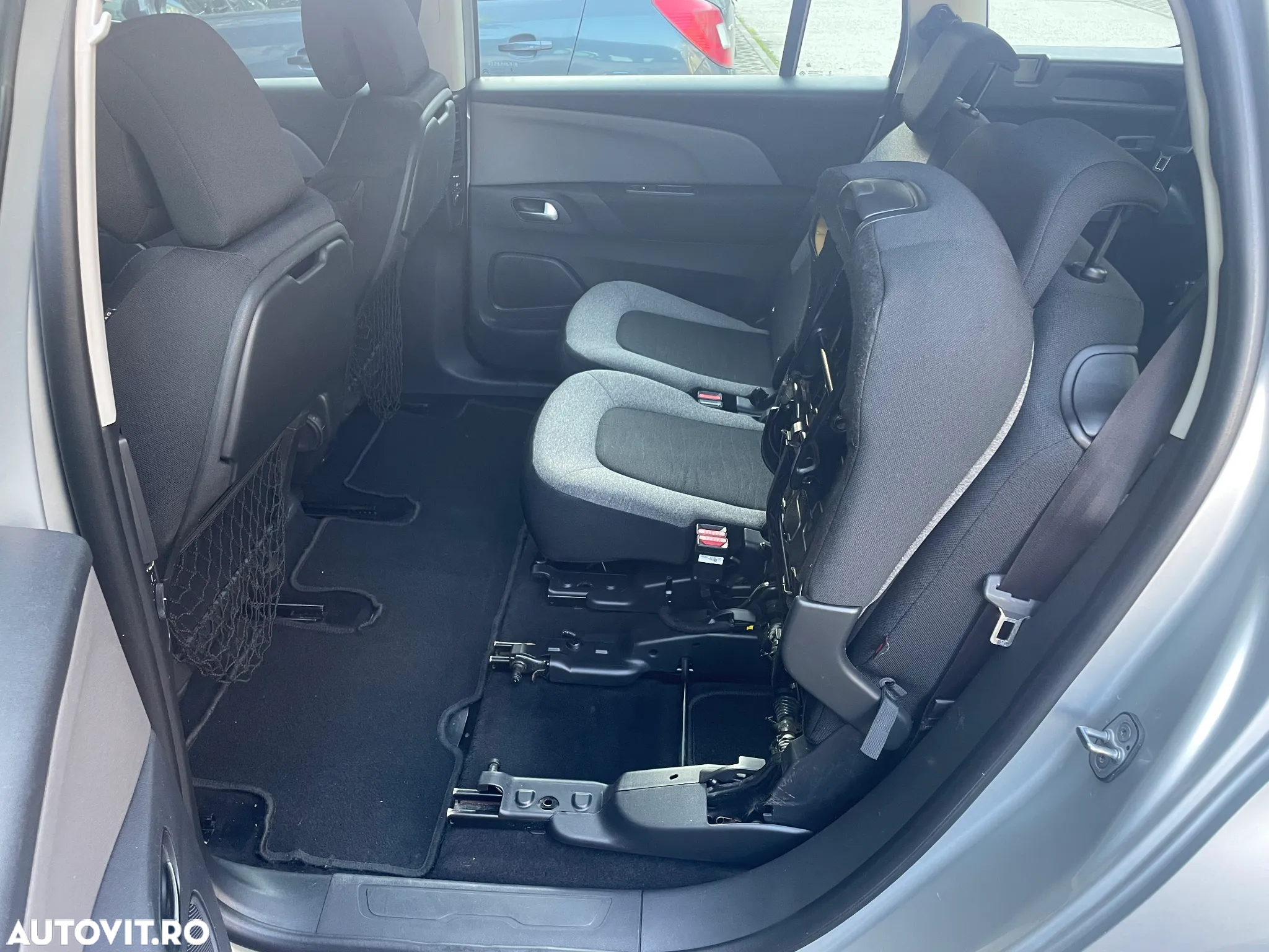 Citroën C4 Grand Picasso 2.0 e-Hdi Aut. Intensive - 14
