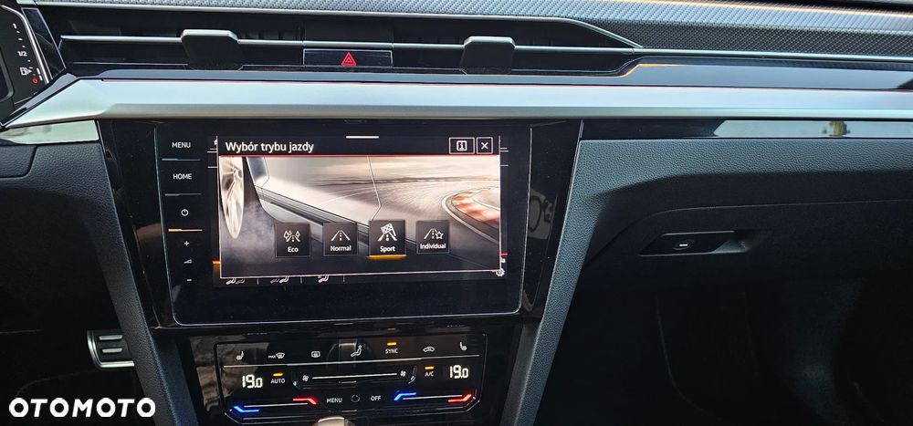 Volkswagen Arteon 2.0 TDI SCR R-Line DSG - 40