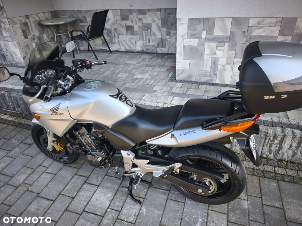 Honda CBF - 30