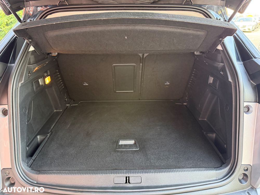 Peugeot 3008 PureTech 130 Stop & Start GPF EAT8 Crossway - 17