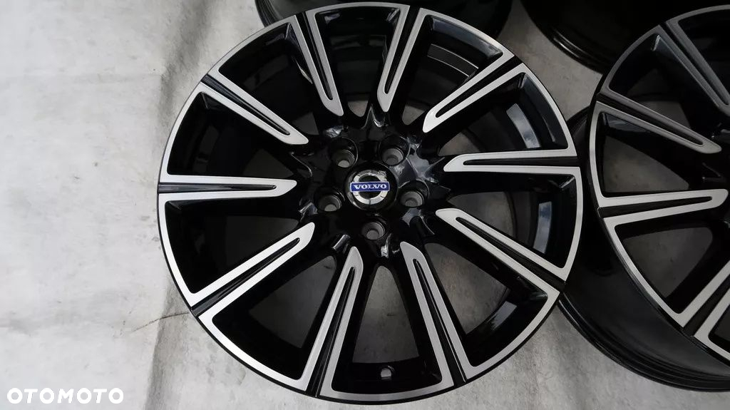 FELGI VOLVO S60 V60 S90 XC60 V40 XC40 18'' - 4