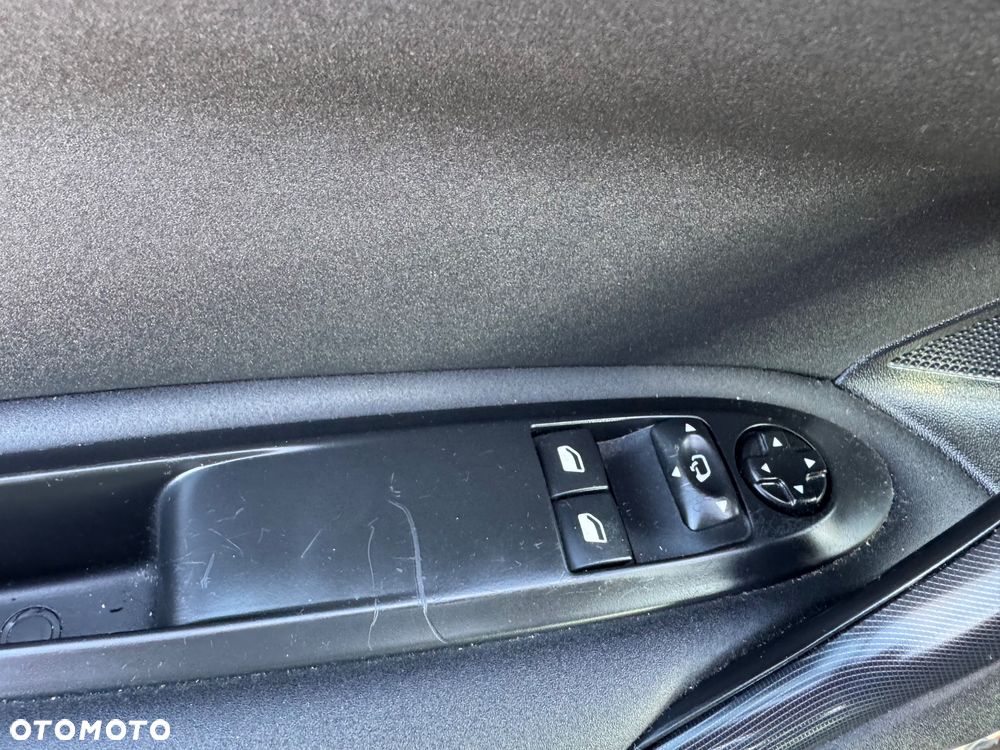 Citroën DS4 2.0 BlueHDi SoChic S&S - 19