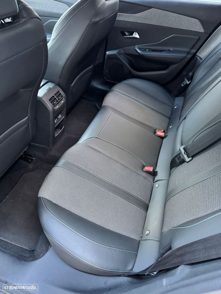 Peugeot 308 1.5 BlueHDi Allure EAT8 - 8