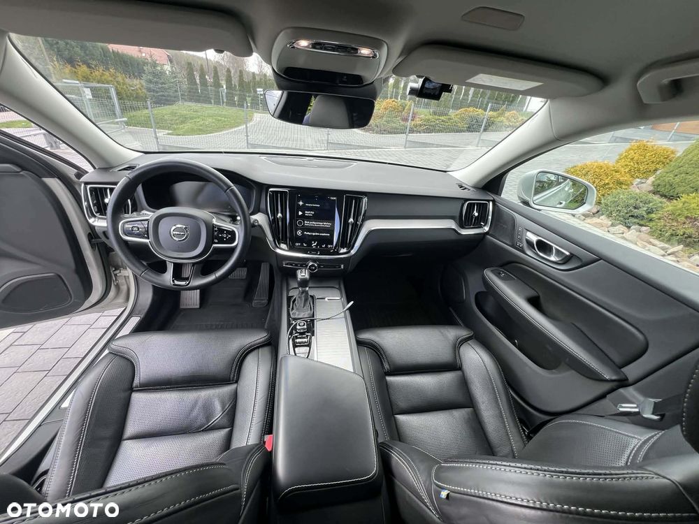 Volvo V60 T6 AWD Inscription - 13