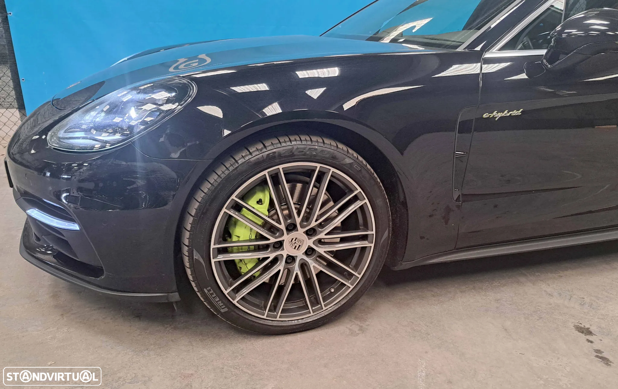 Porsche Panamera 4 E-Hybrid - 23