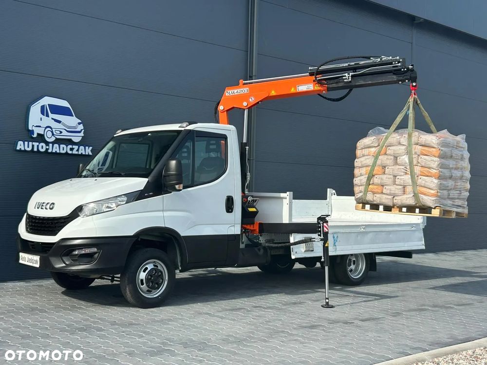 Iveco Daily 35C16 3.0 HPI Nowy MOCNY HDS 2800kg + wywrotka wywrot **Wzmocnione zawieszenie**Klima**Niski przebieg**DMC 3,5t**Na bliźniakach**Hak 3,5t.** - 3