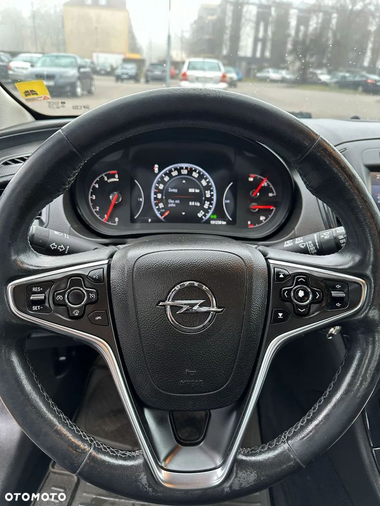 Opel Insignia 2.0 CDTI Cosmo - 9