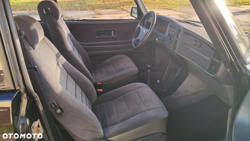 Saab 900 900i 2.1-16 - 23