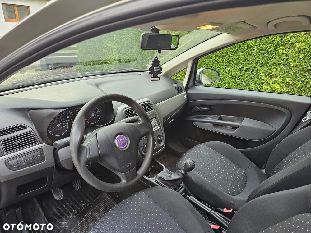 Fiat Grande Punto 1.4 8V - 21