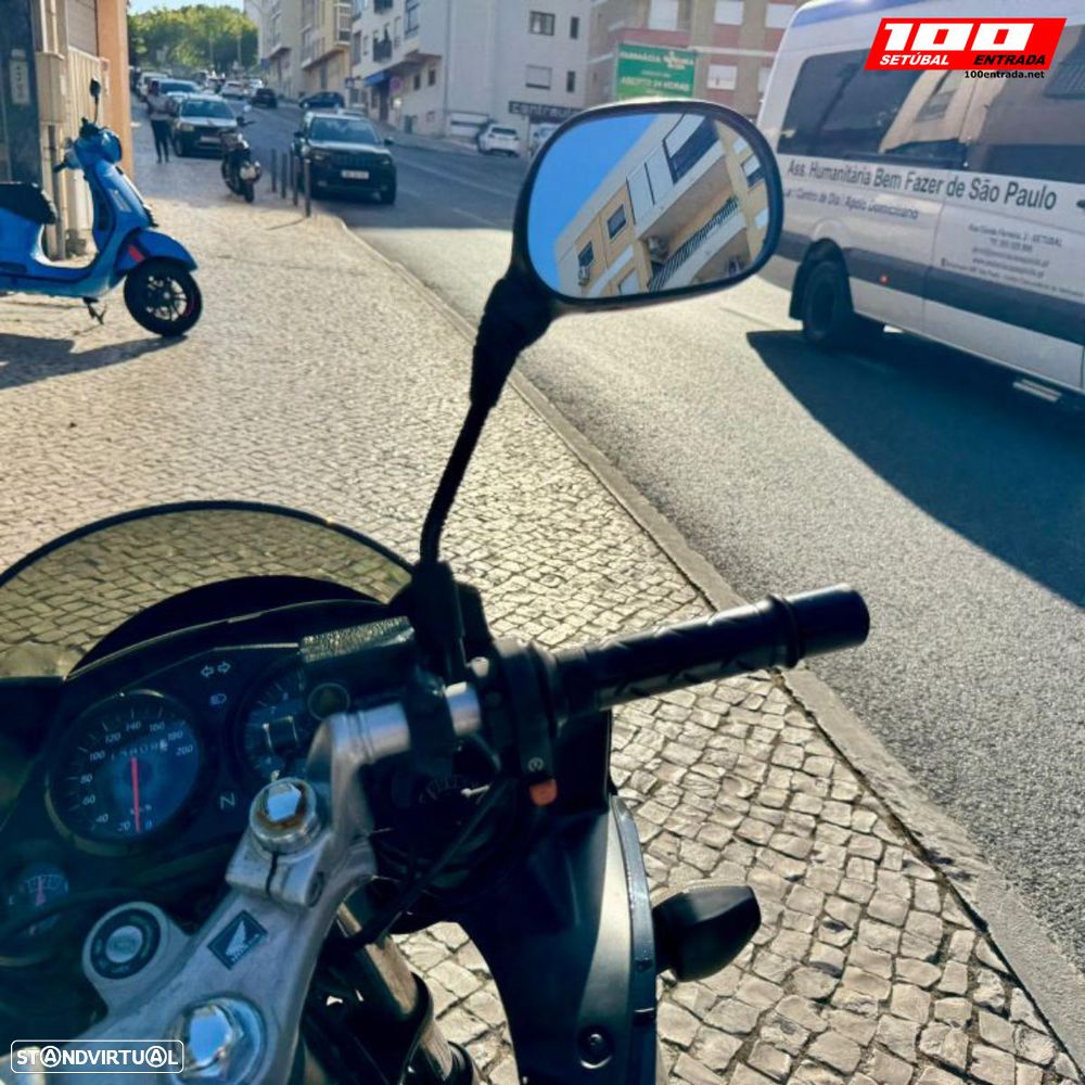 Honda CBR 125 - 16