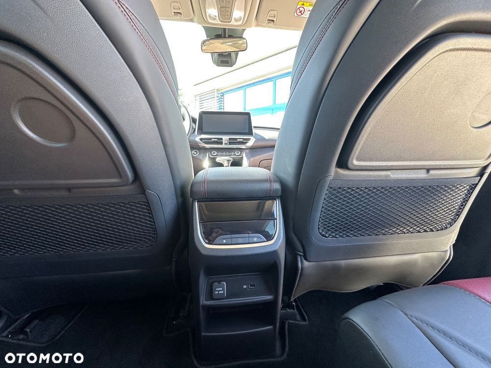 Maxus Euniq 5 - 19