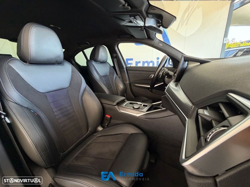 BMW 330 - 23