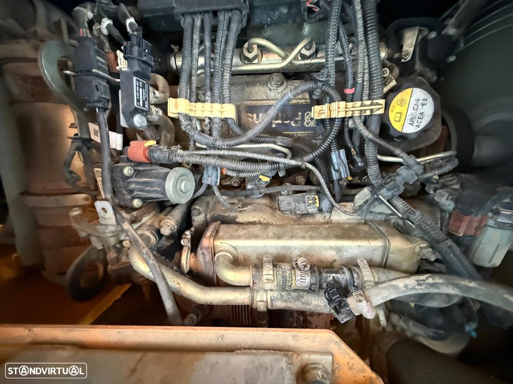 Hyundai HX130 LCR - 13