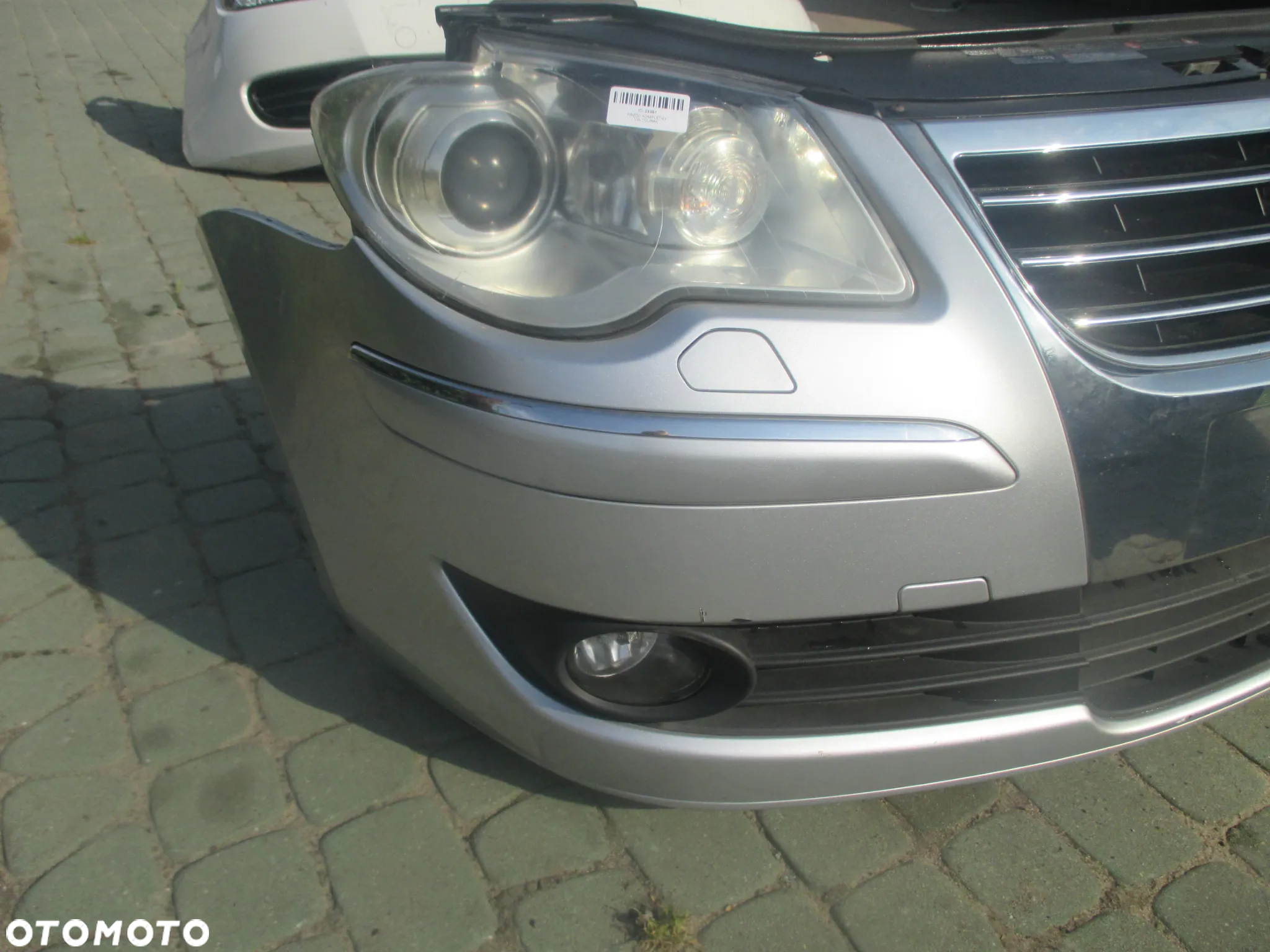 pas chłodnice zderzak lampa Xenon VW Touran I lift - 3