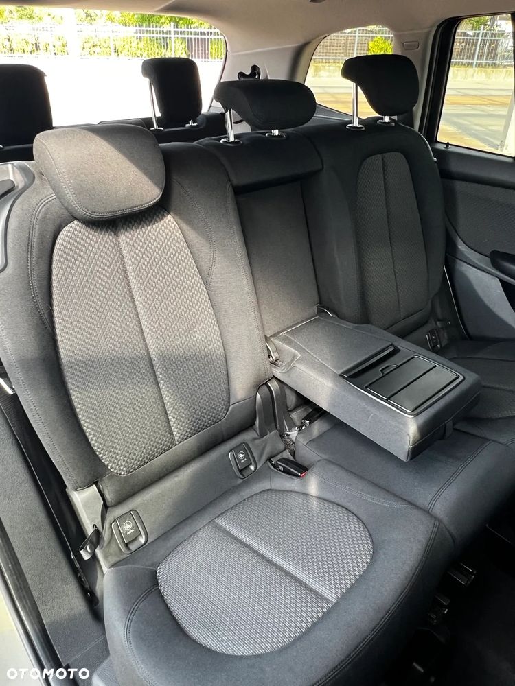 BMW Seria 2 218d Advantage - 6