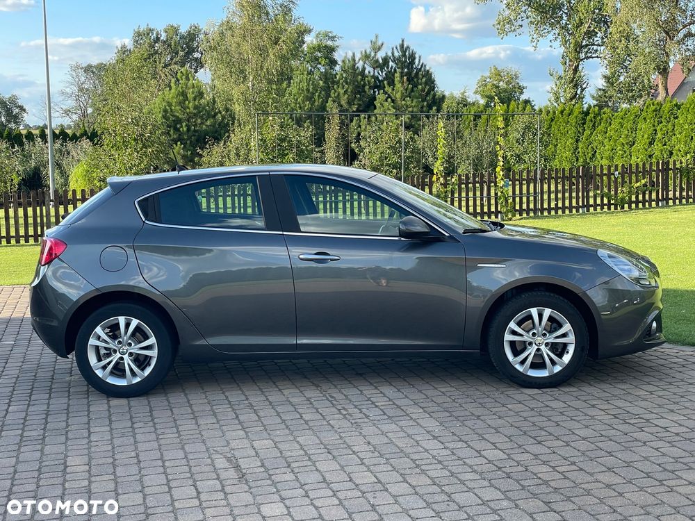 Alfa Romeo Giulietta - 11