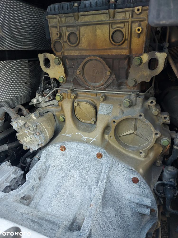 Mercedes-Benz MP-5-1845 - 15