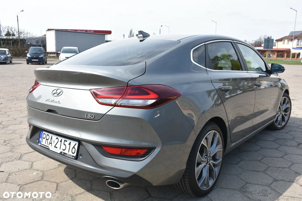 Hyundai i30 1.4 T-GDI YES - 2
