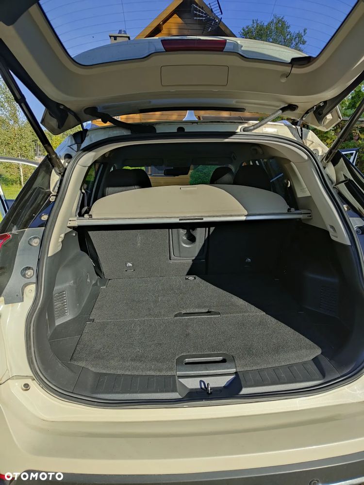 Nissan X-Trail 1.6 DIG-T N-Connecta 2WD - 10