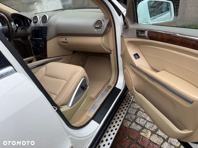 Mercedes-Benz ML 350 4Matic 7G-TRONIC - 11