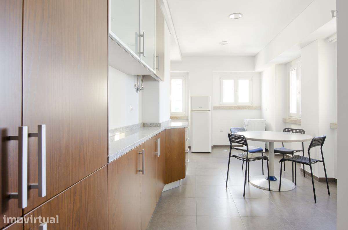 Quarto - localizado em Arroios Lisbon - Grande imagem: 5/19