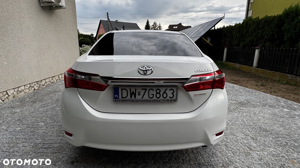 Toyota Corolla 1.6 Comfort - 6