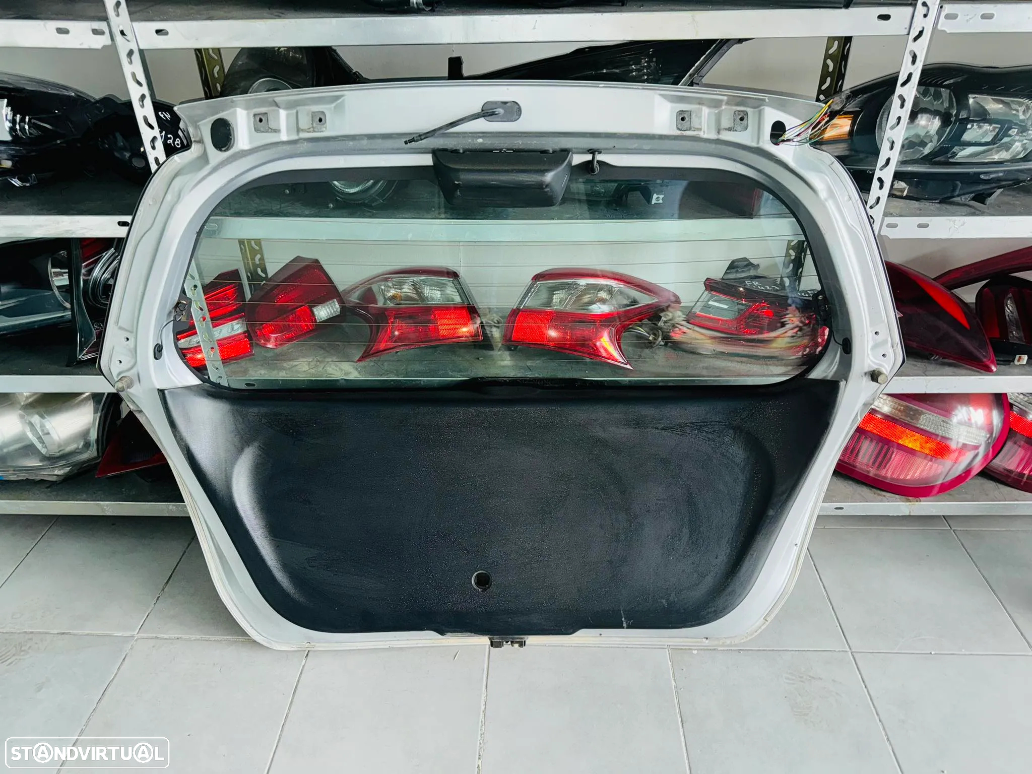Tampa da Mala Honda Jazz - 2002 / 2004 - 5