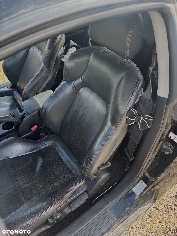 Hyundai Coupe - 26