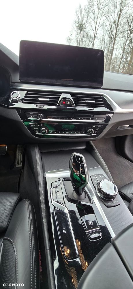 BMW Seria 5 530i - 15