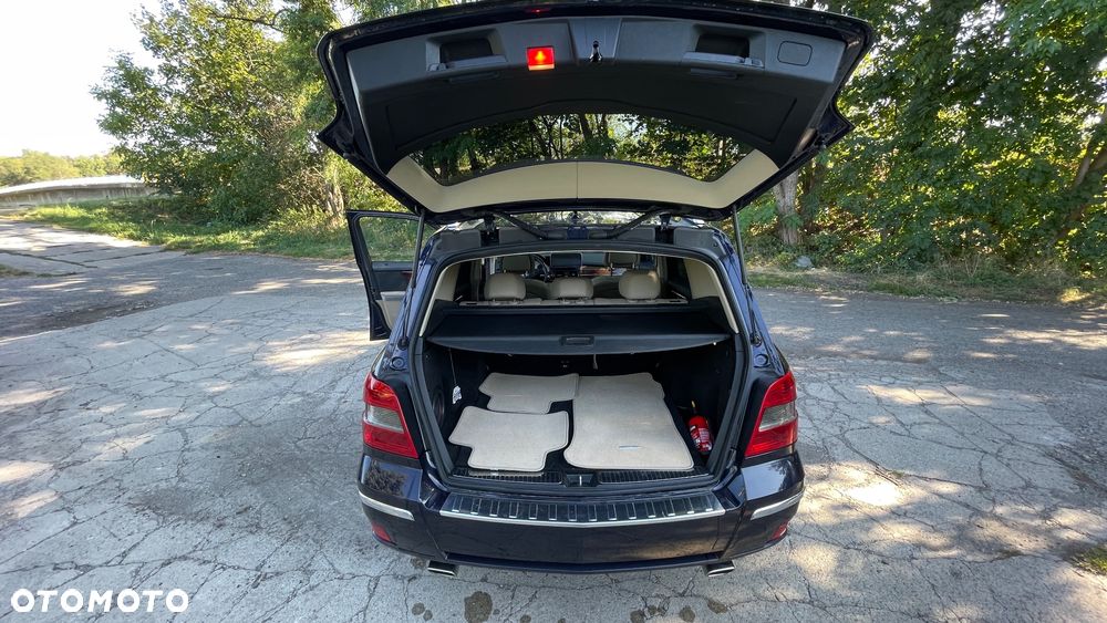 Mercedes-Benz GLK - 14