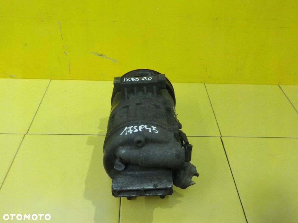 HYUNDAI iX35 2.0 CRDI 13r 135KM D4HA sprezarka klimatyzacji F500-NE9DB-02 - 2