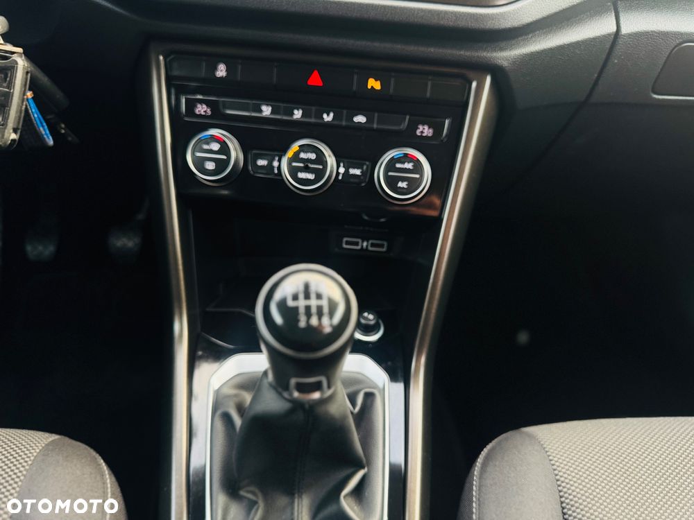 Volkswagen T-Roc 1.0 TSI OPF Life - 9