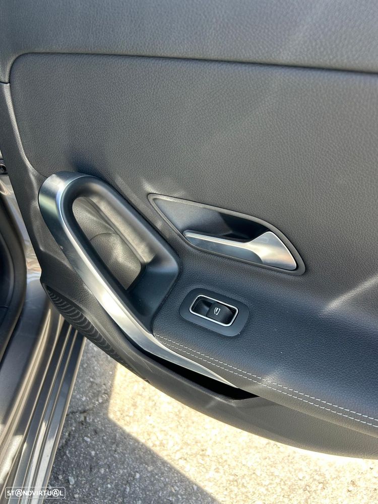 Mercedes-Benz A 250 e 8G-DCT Edition 2021 - 18