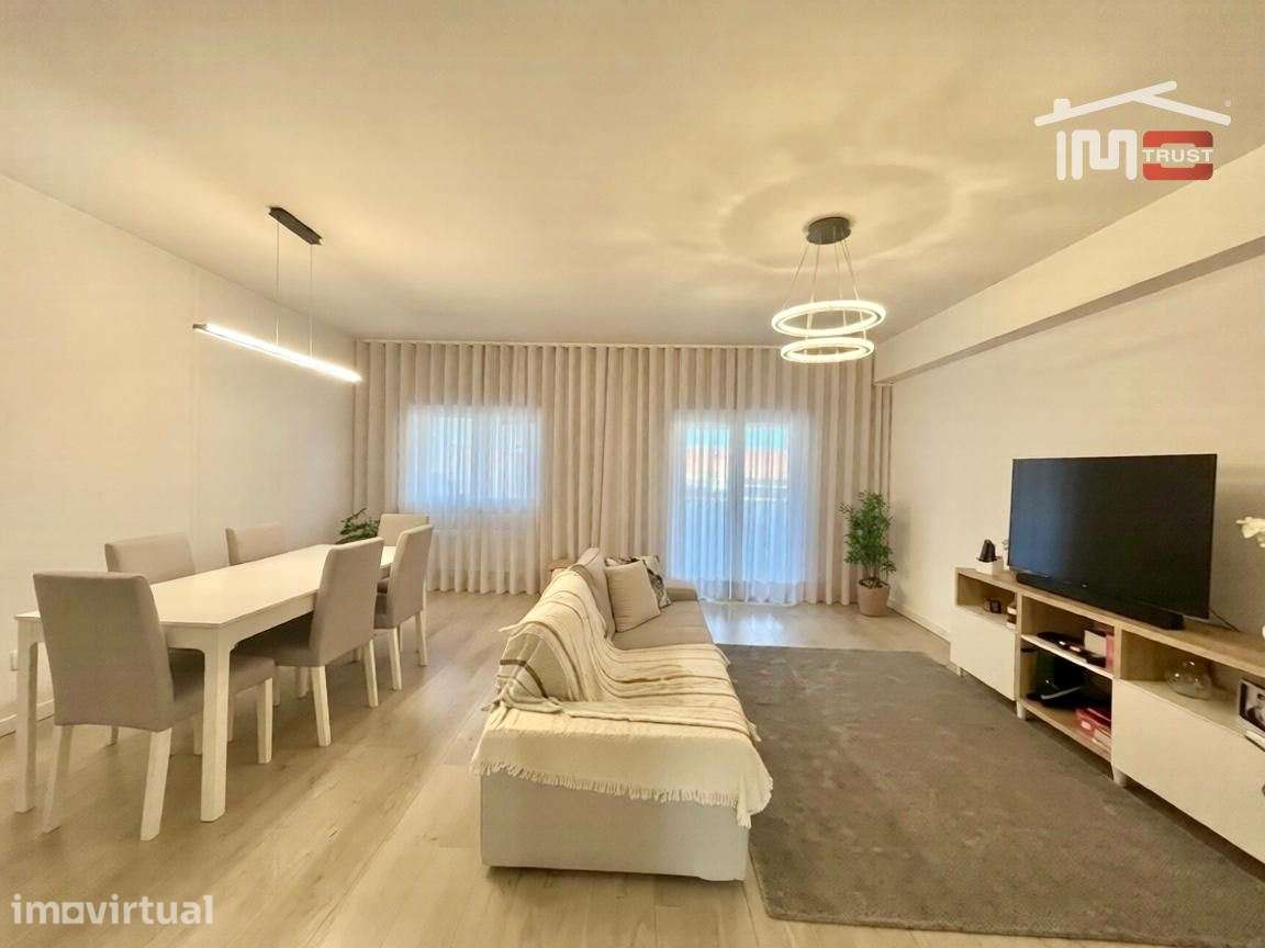 Apartamento T3 Montijo - Coz. Equipada, Terraço, Varanda, AC, Eleva... - Grande imagem: 2/32