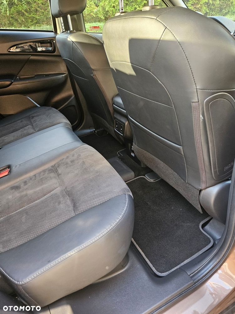 Mitsubishi Eclipse Cross - 16