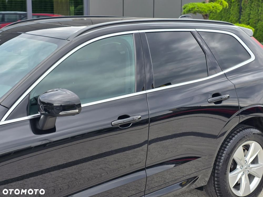 Volvo XC 60 B4 B Momentum Pro - 31