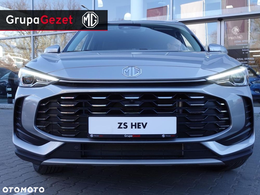 MG ZS - 8