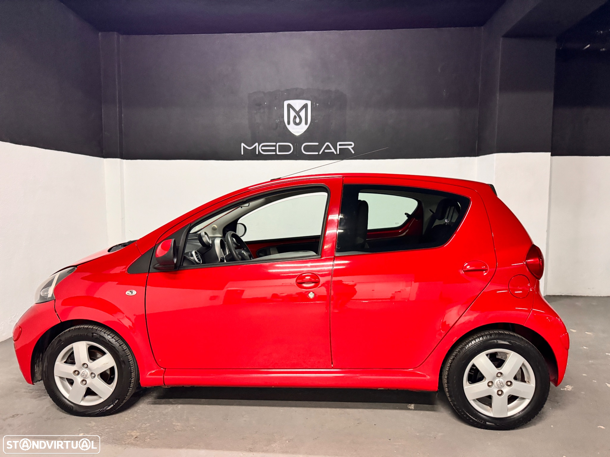 Toyota Aygo 1.0 + AC - 11