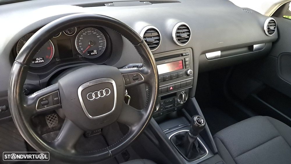 Audi A3 Sportback 1.6 TDI Sport - 14