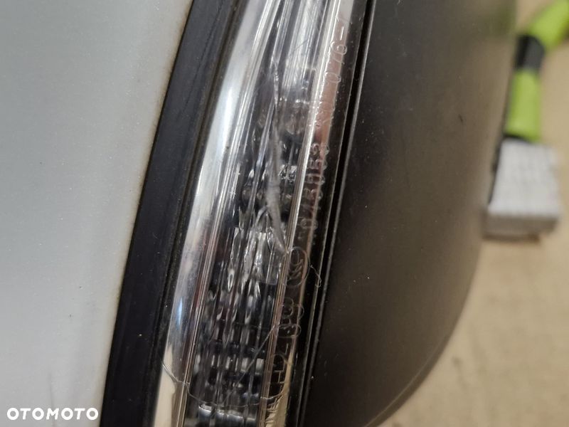 LEXUS CT CT200H LUSTERKO DRZWI PRAWE 9 PIN UK - 4