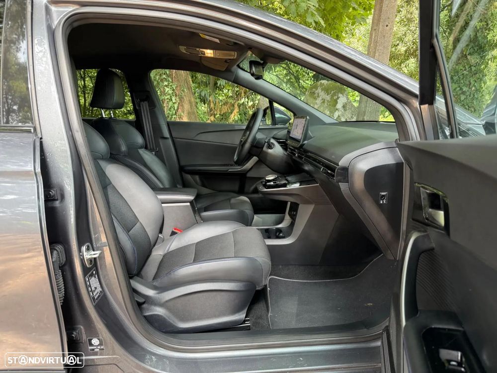 MG MG4 77 kWh Extended Range Luxury - 29
