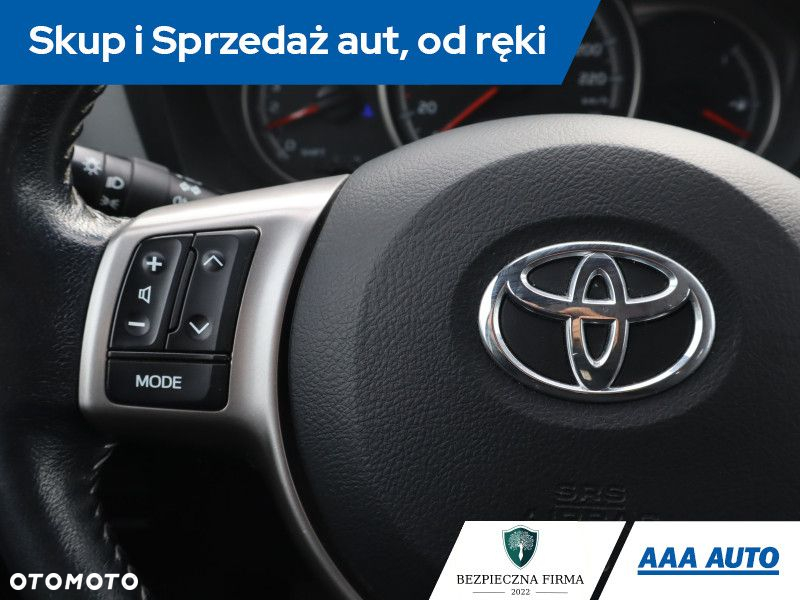 Toyota Yaris - 14