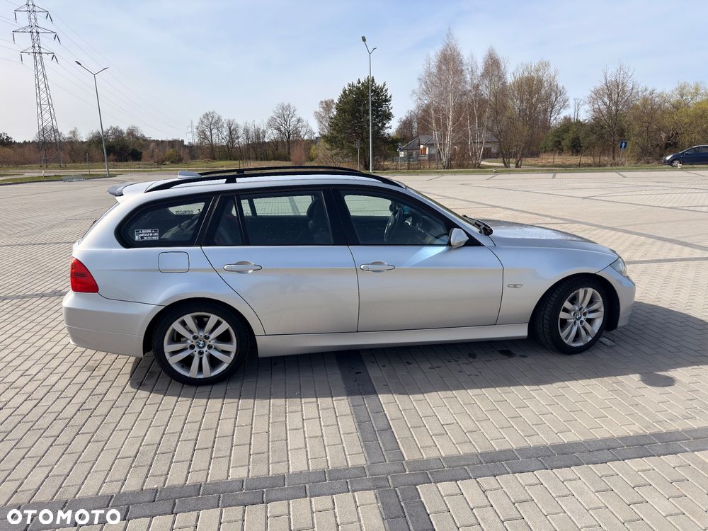 BMW Seria 3 320d DPF - 3