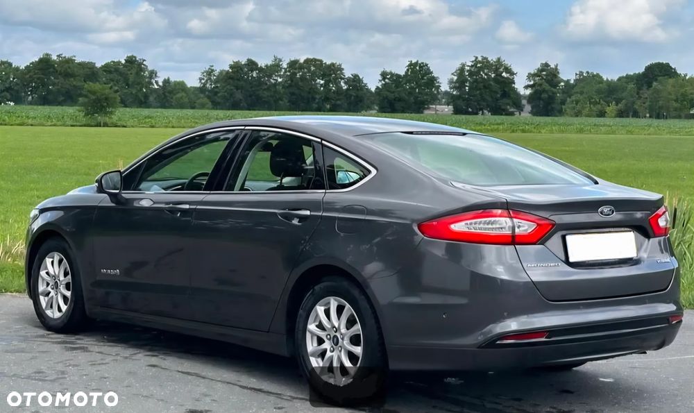 Ford Mondeo 2.0 Hybrid Titanium - 15