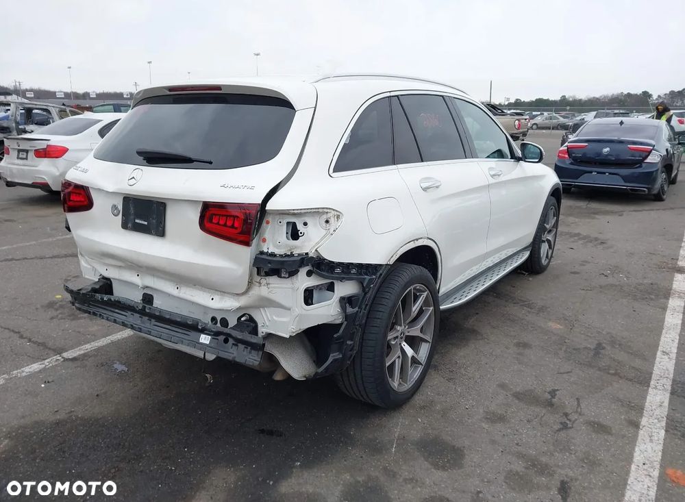 Mercedes-Benz GLC - 8